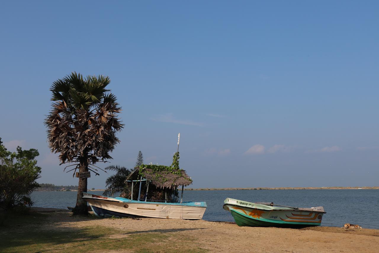 Sun Wind Beach Kalpitiya Kite Resort Екстер'єр фото
