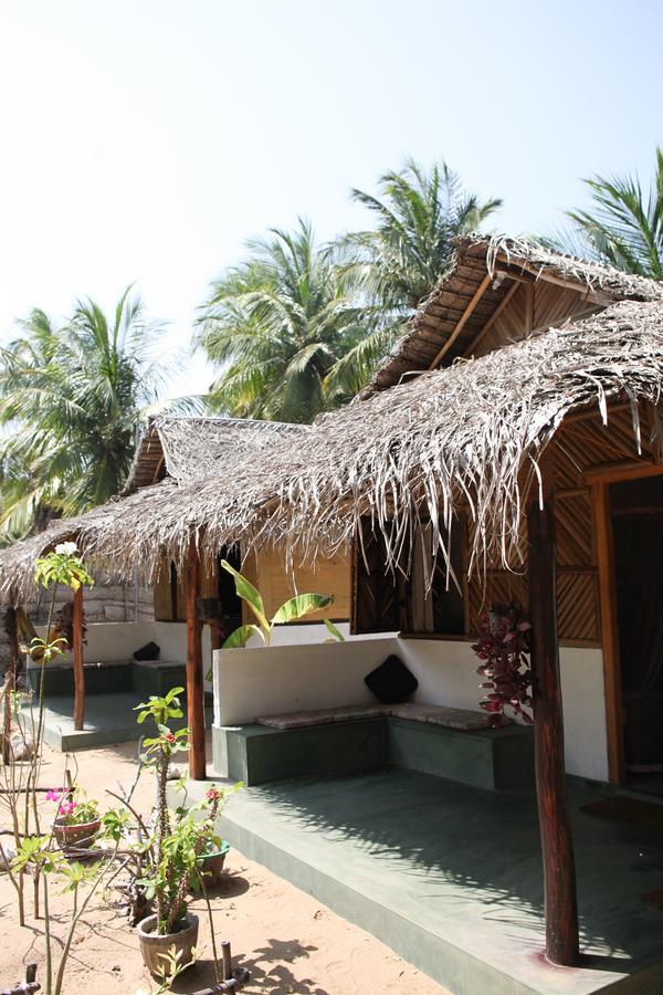 Sun Wind Beach Kalpitiya Kite Resort Екстер'єр фото