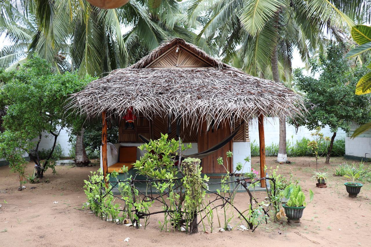 Sun Wind Beach Kalpitiya Kite Resort Екстер'єр фото